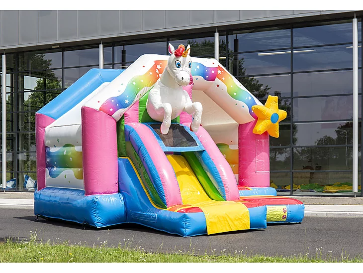 Huepfburg im bunten Einhorn Design 